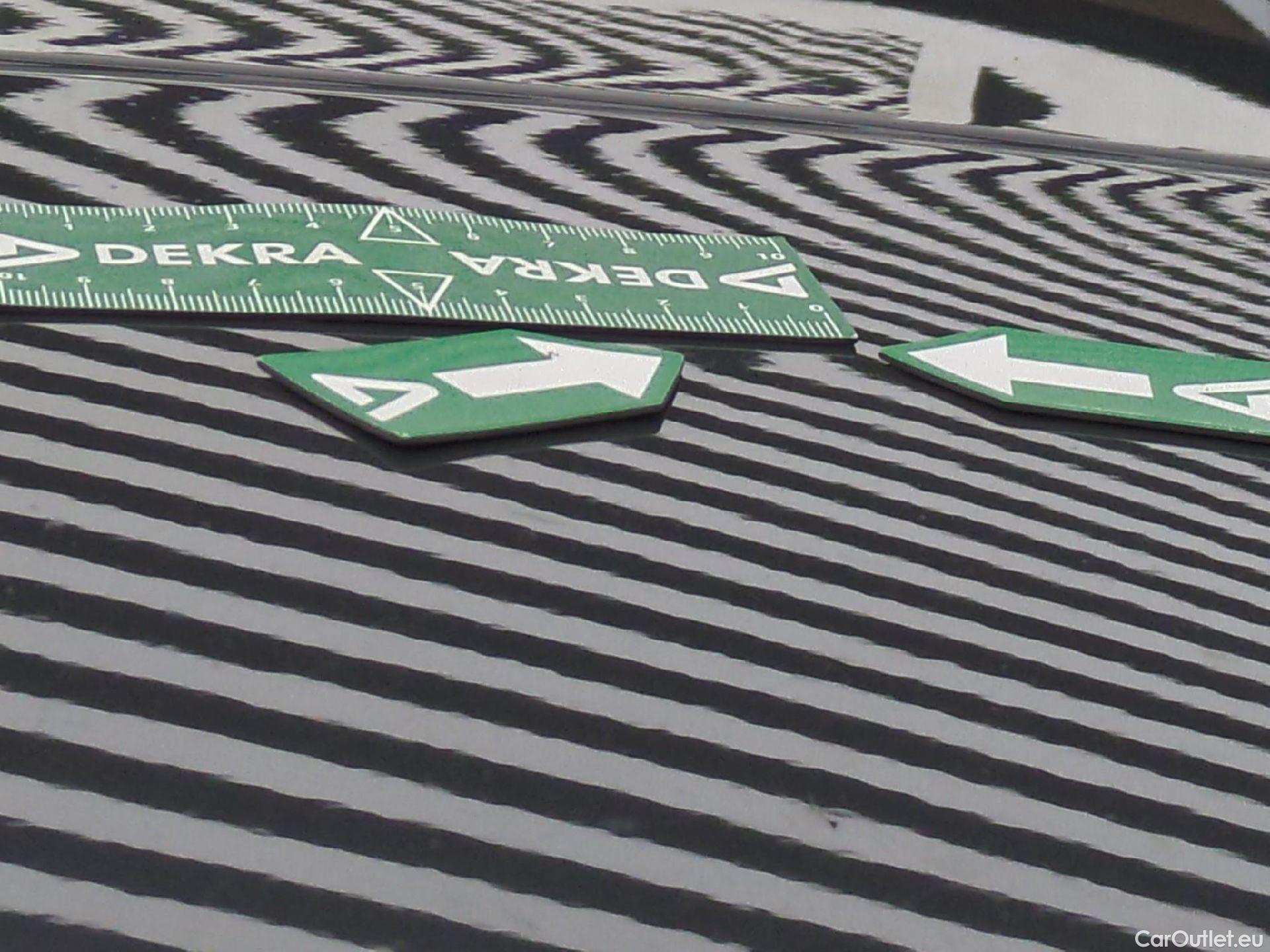  KIA  STONIC KIA  / 2020 / 5P / SUV 1.0 T-GDI 120 MHEV ACTIVE BUSINESS DCT7 #19