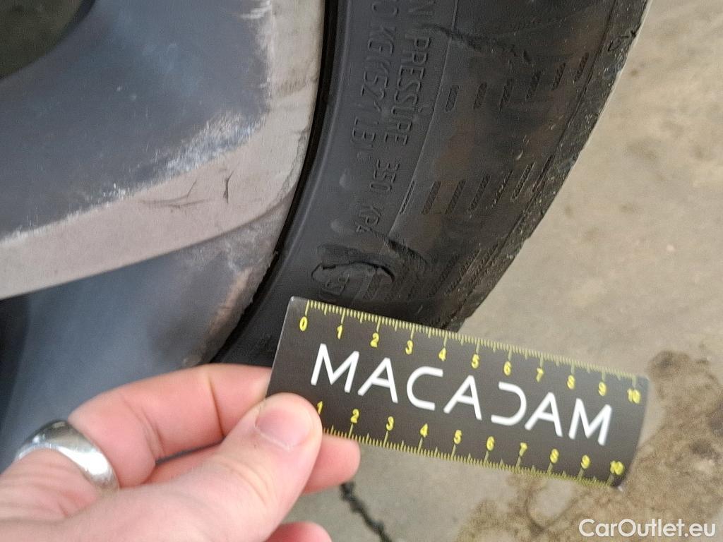  Renault  Scenic RENAULT Scénic / 2016 / 5P / monospace Business Blue dCi 120 EDC #30