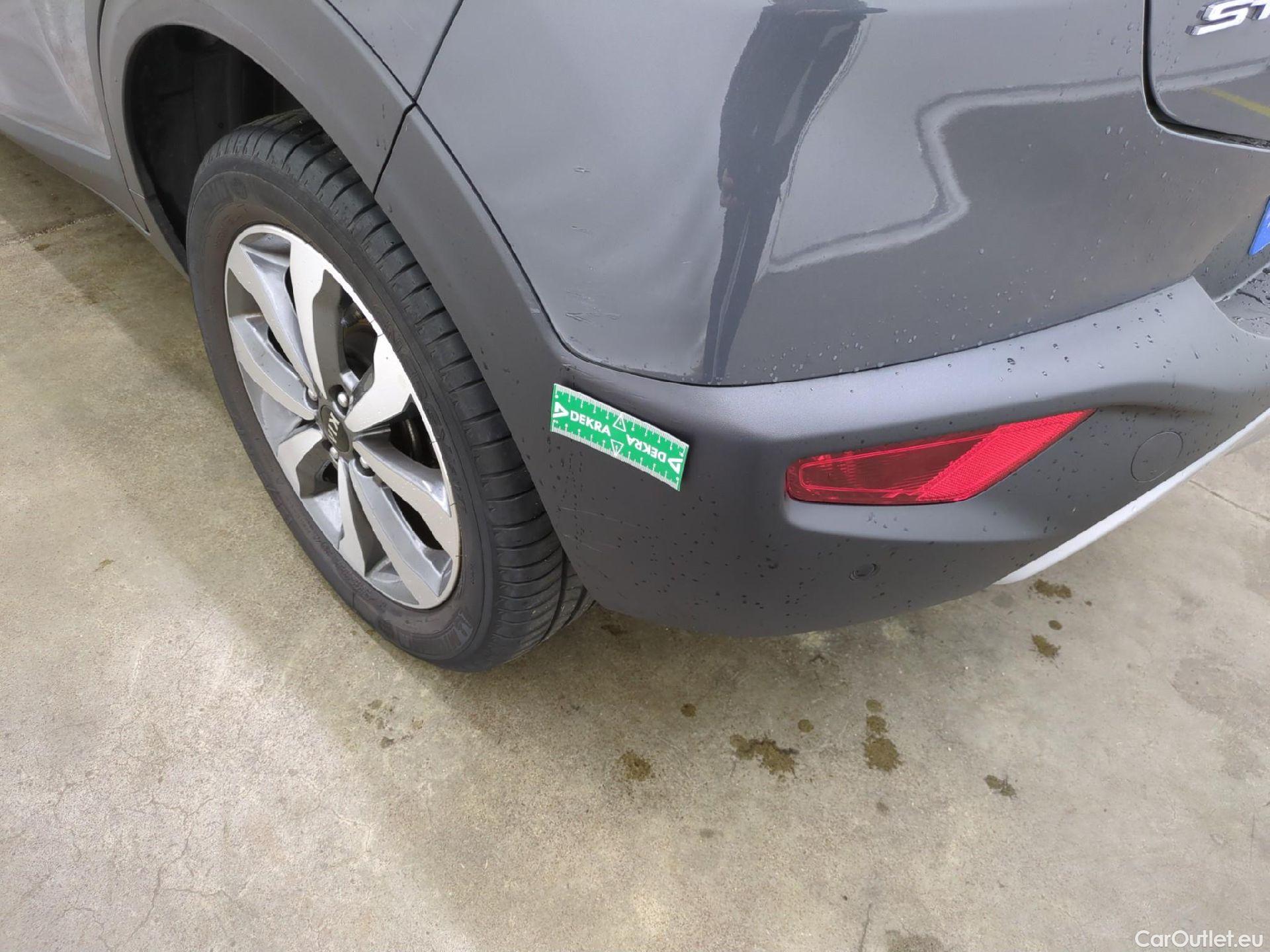  KIA  STONIC KIA  / 2020 / 5P / SUV 1.0 T-GDI 120 MHEV ACTIVE BUSINESS DCT7 #35