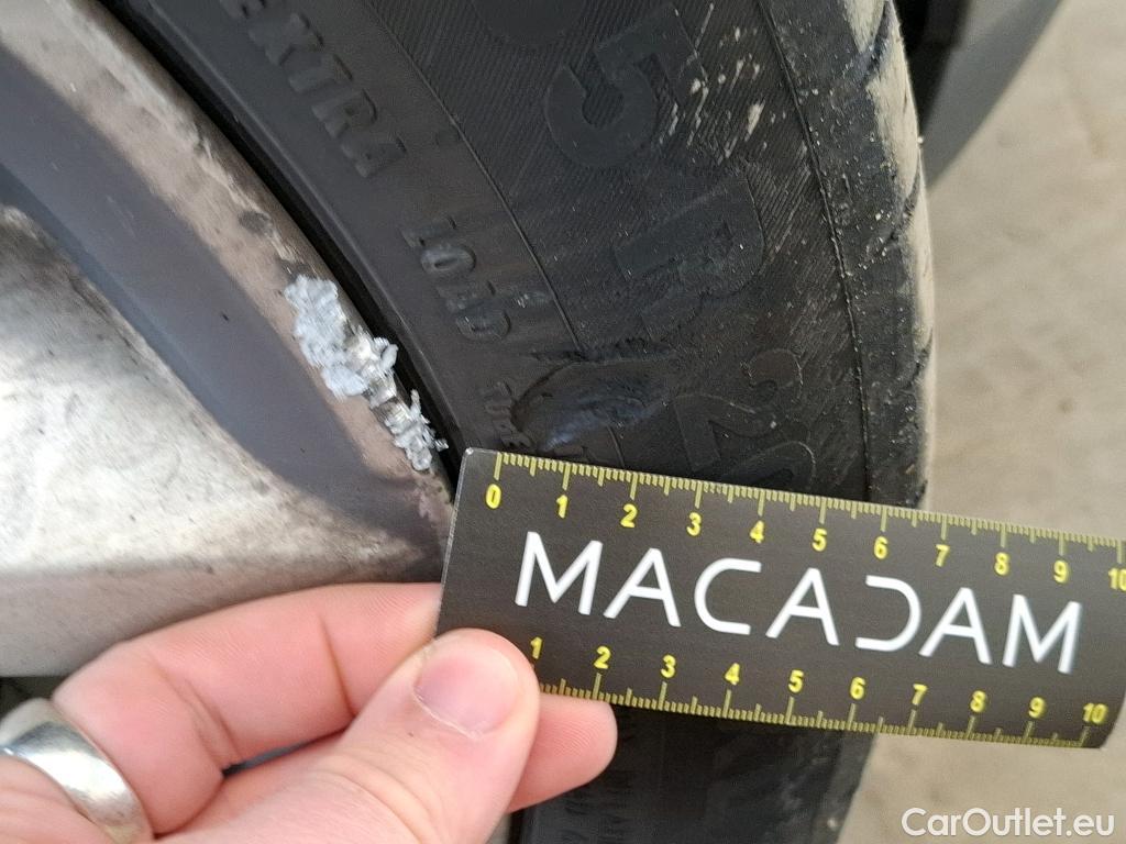  Renault  Scenic RENAULT Scénic / 2016 / 5P / monospace Business Blue dCi 120 EDC #29