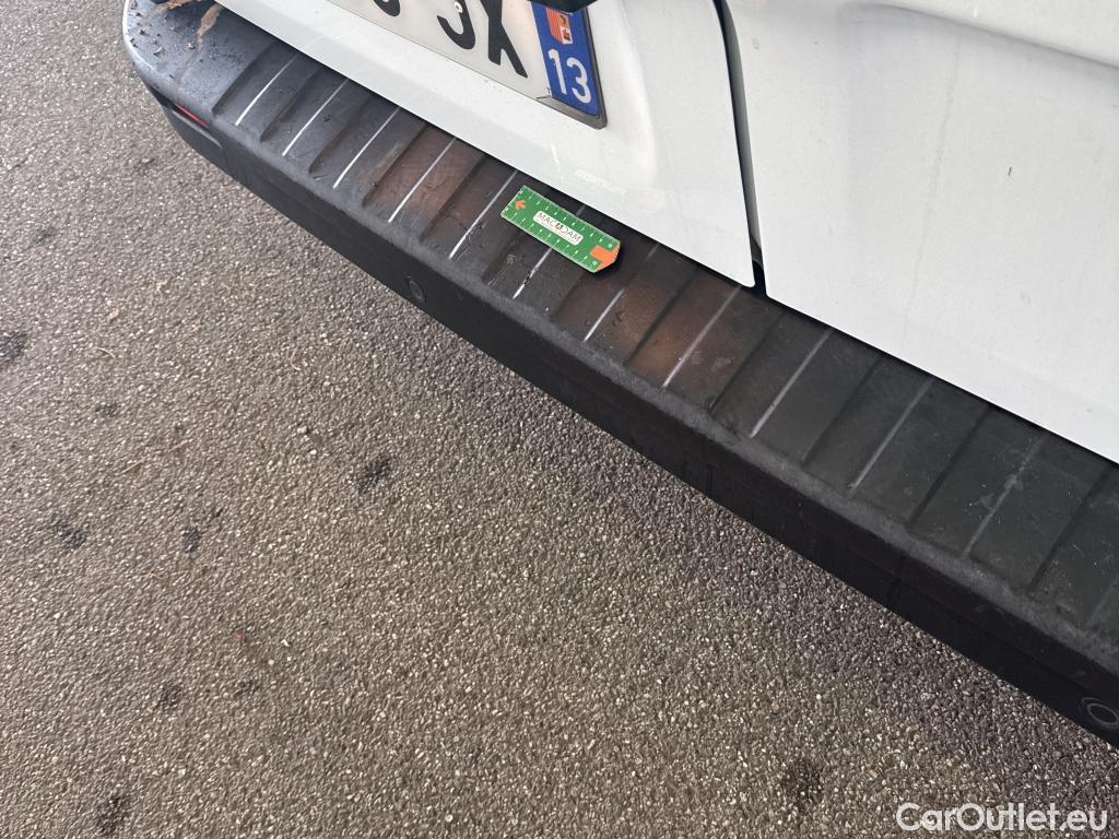  Renault  Trafic  Fourgon L2H1 3T Grand Confort 2.0 dCi 130CV BVM6 E6d #42