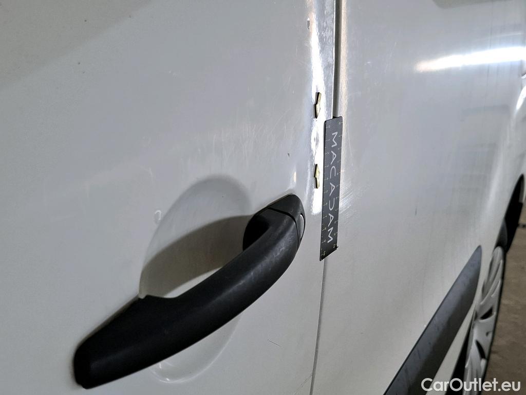  Citroen  Berlingo  Fourgon Business L1 (Court) 1.6 BlueHDi 100CV BVM5 E6 #24