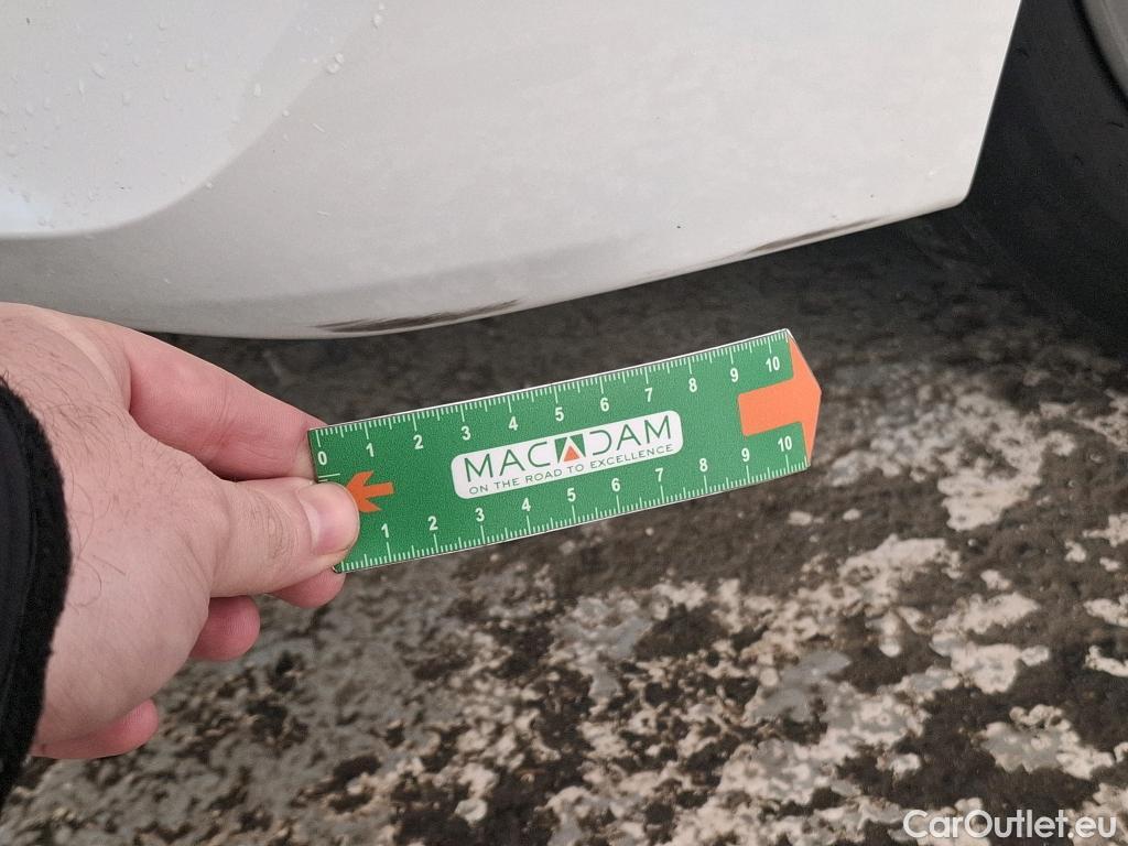  Peugeot  208  Active Pack 1.5 HDi 100CV BVM6 E6d #8