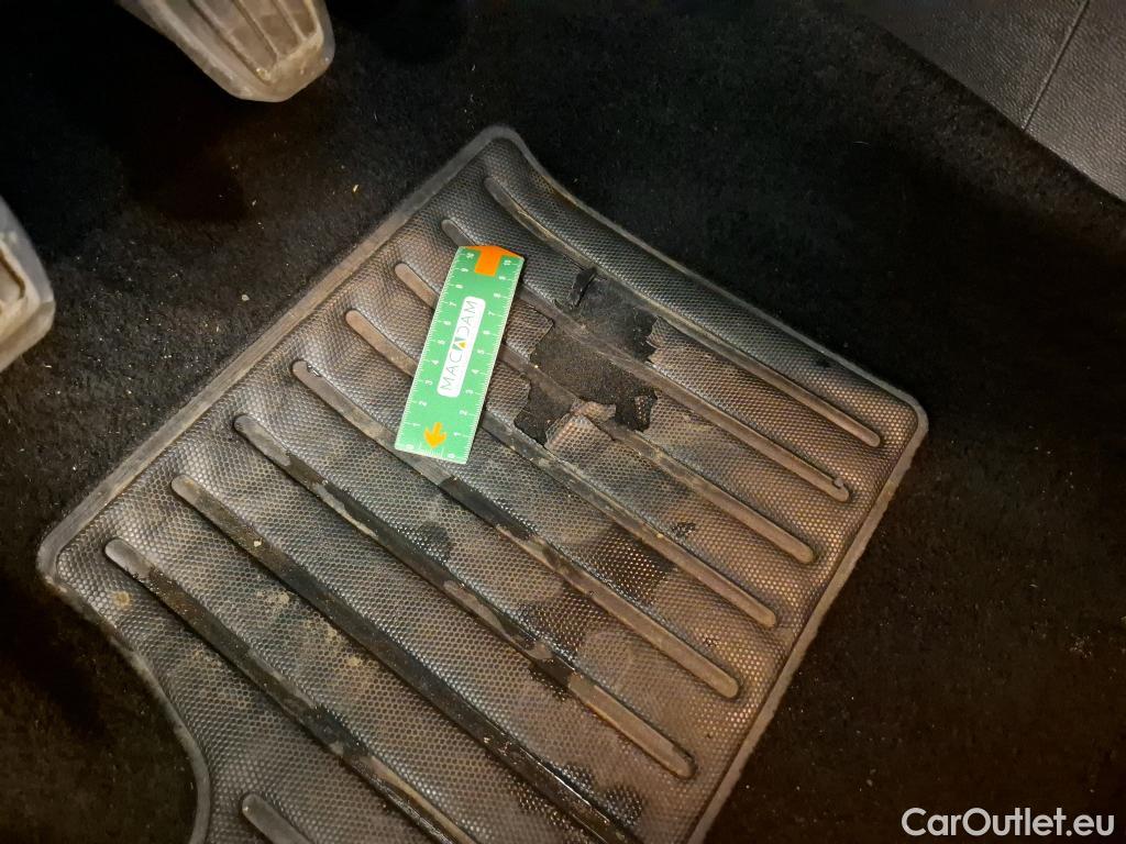  Peugeot  208  Active Pack 1.5 HDi 100CV BVM6 E6d #2