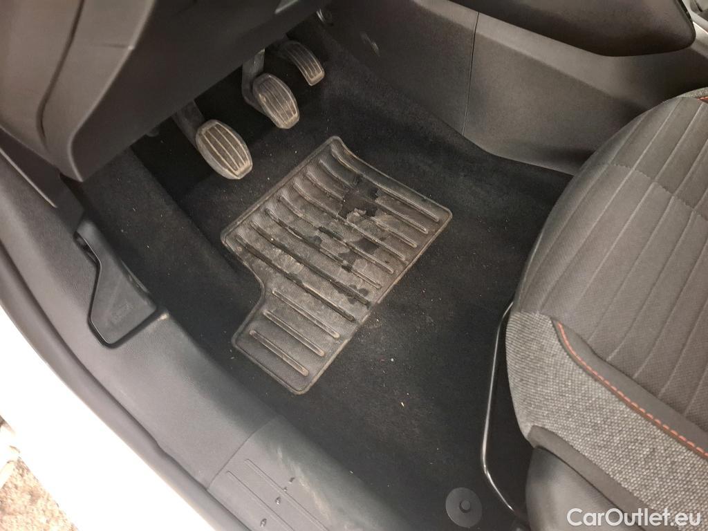  Peugeot  208  Active Pack 1.5 HDi 100CV BVM6 E6d #1