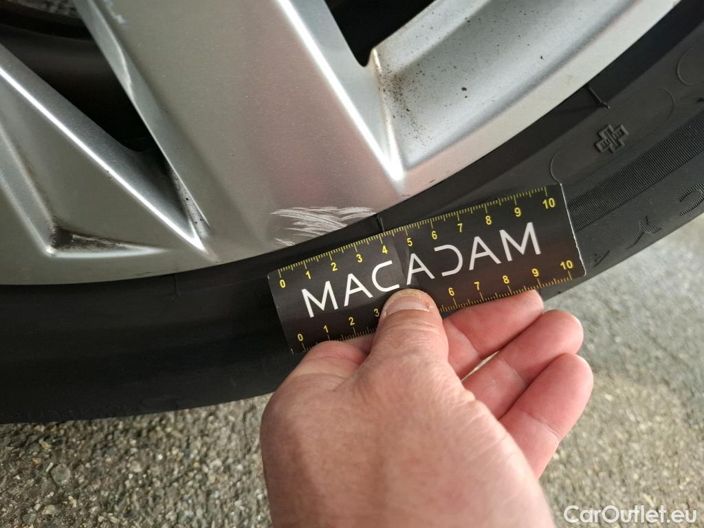  Peugeot  5008  Active Business 1.2 PureTech 130CV BVA8 7 Sieges E6d #39