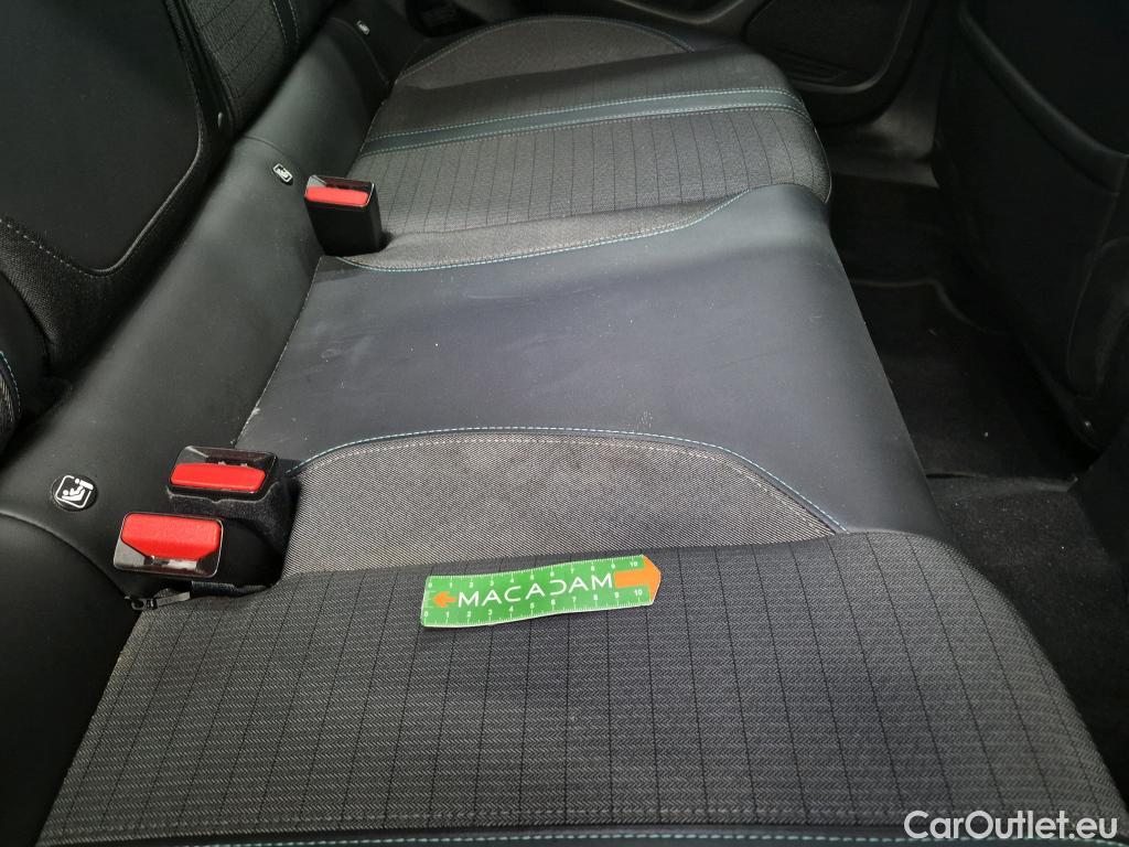  Peugeot  2008  Allure Business 1.2 PureTech 130CV BVM6 E6d #32