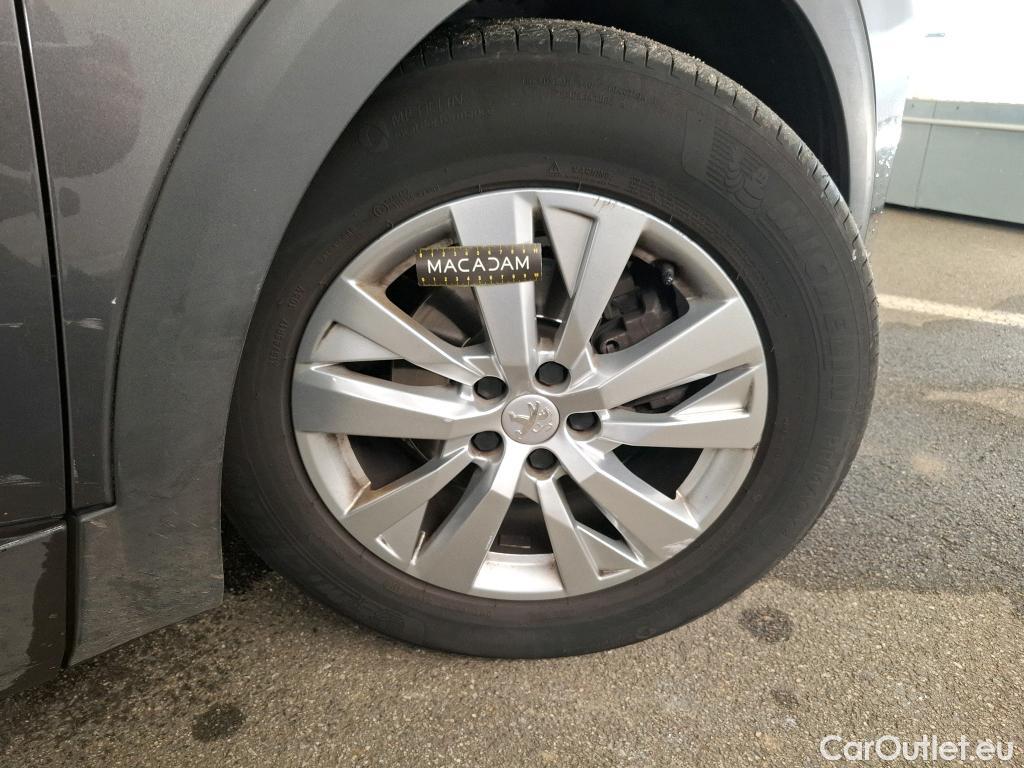  Peugeot  5008  Active Business 1.2 PureTech 130CV BVA8 7 Sieges E6d #37