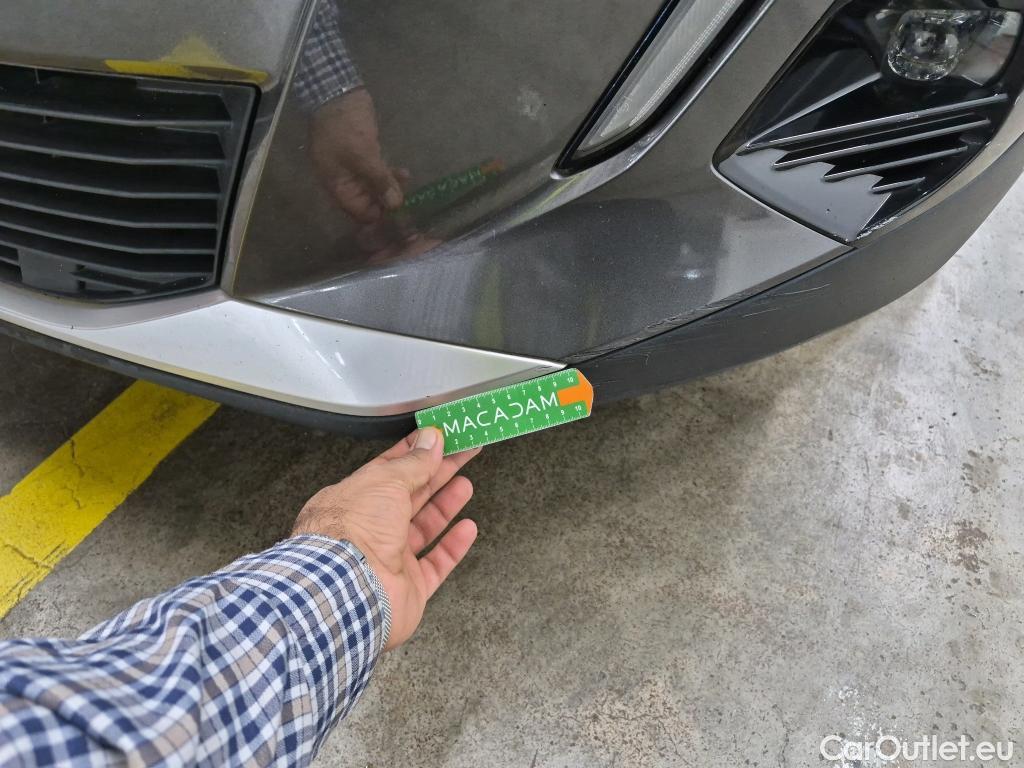  Peugeot  2008  Allure Business 1.2 PureTech 130CV BVM6 E6d #16