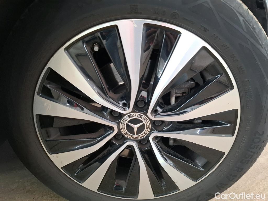  Mercedes  A-Klasse MERCEDES-BENZ Classe A Compact / 2018 / 5P / Berline A 180 d Business Line 8G-DCT #28