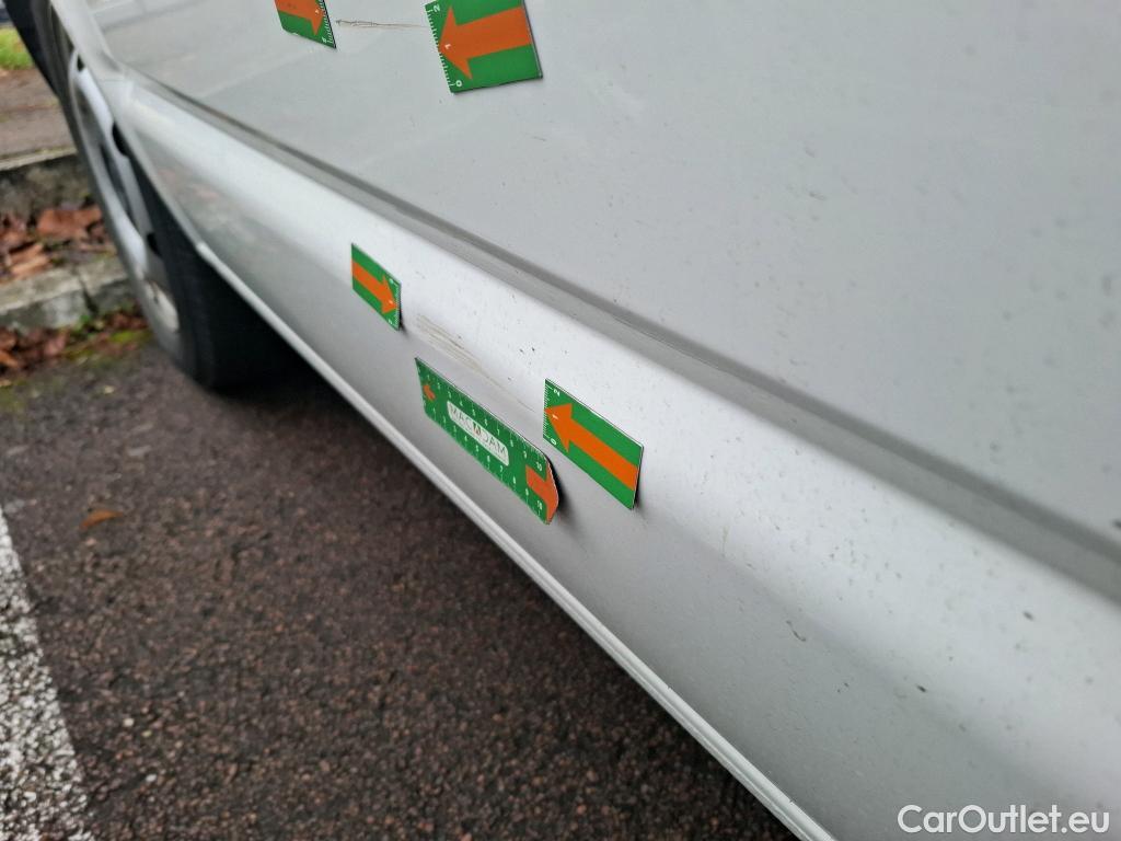  Volkswagen  Transporter VOLKSWAGEN  / 2019 / 4P / Fourgon tôlé 2.0 TDi 150 4MO L1H1 Business Line #9