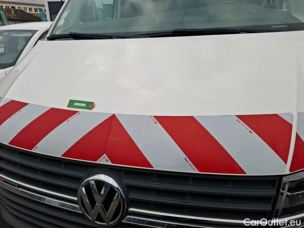  Volkswagen  Transporter VOLKSWAGEN  / 2019 / 4P / Fourgon tôlé 2.0 TDi 150 4MO L1H1 Business Line #42