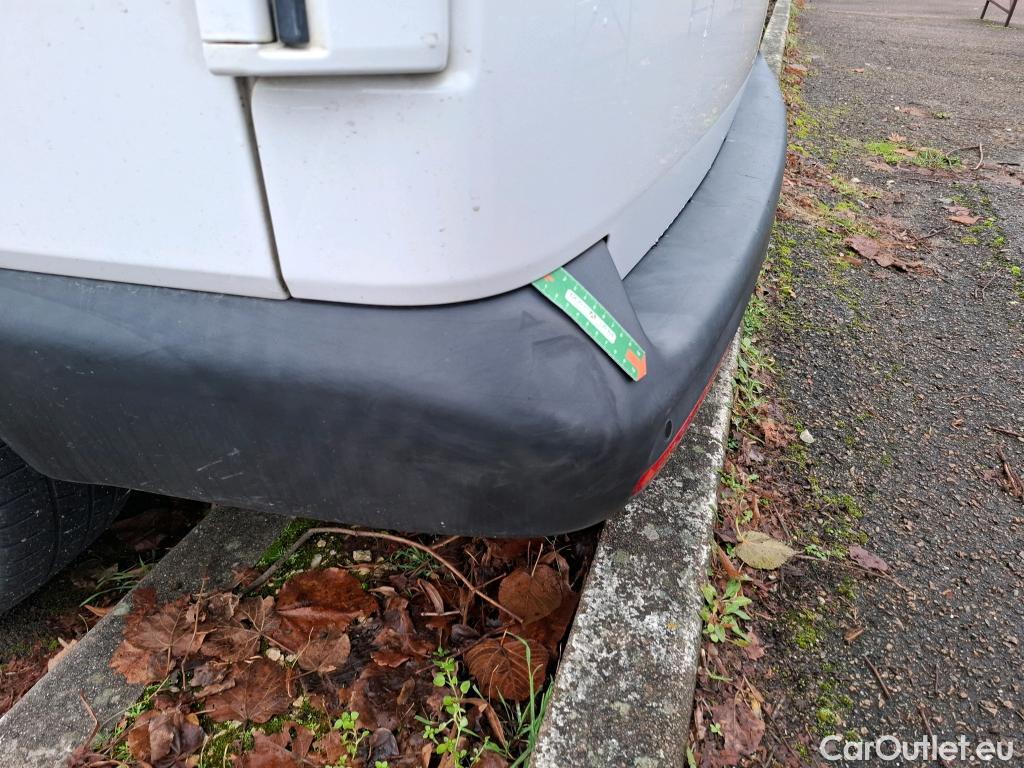  Volkswagen  Transporter VOLKSWAGEN  / 2019 / 4P / Fourgon tôlé 2.0 TDi 150 4MO L1H1 Business Line #2