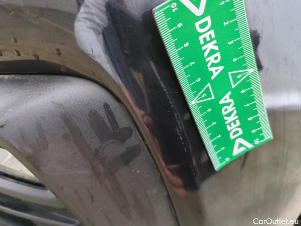  Bmw  Serie 1 1 Berline 116 d Business Design 1.5 115CV BVA7 E6d #15