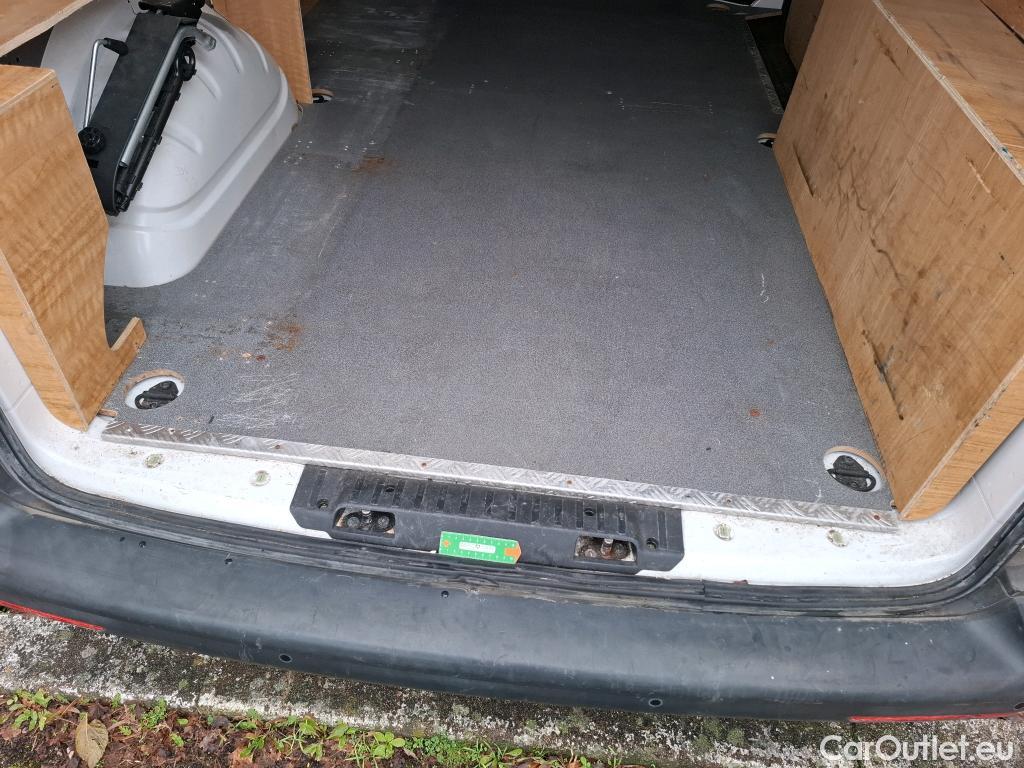  Volkswagen  Transporter VOLKSWAGEN  / 2019 / 4P / Fourgon tôlé 2.0 TDi 150 4MO L1H1 Business Line #33