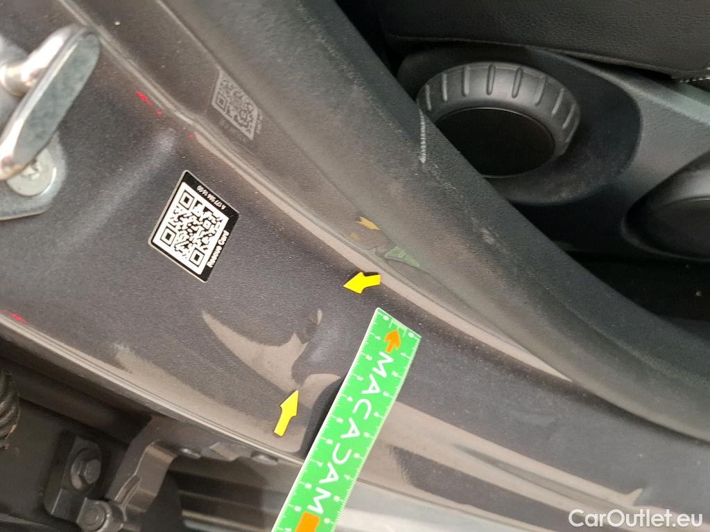  Mercedes  A-Klasse MERCEDES-BENZ Classe A Compact / 2018 / 5P / Berline A 180 d Business Line 8G-DCT #15