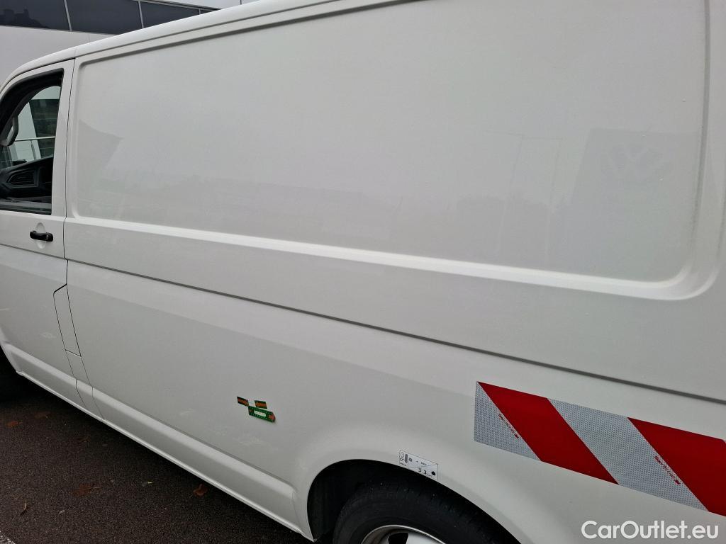  Volkswagen  Transporter VOLKSWAGEN  / 2019 / 4P / Fourgon tôlé 2.0 TDi 150 4MO L1H1 Business Line #25