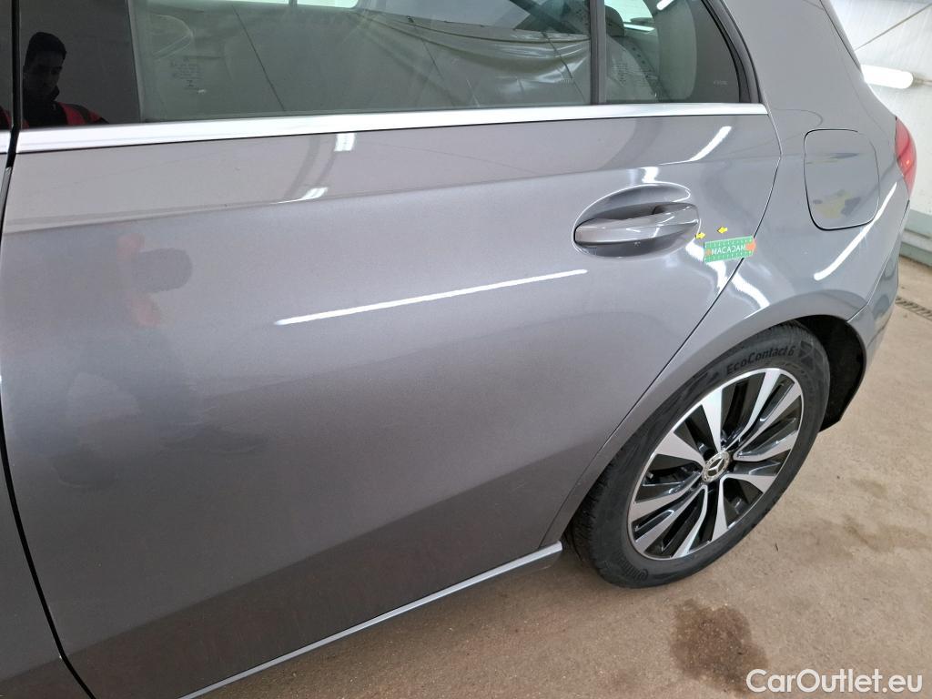  Mercedes  A-Klasse MERCEDES-BENZ Classe A Compact / 2018 / 5P / Berline A 180 d Business Line 8G-DCT #21