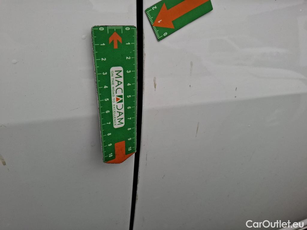  Volkswagen  Transporter VOLKSWAGEN  / 2019 / 4P / Fourgon tôlé 2.0 TDi 150 4MO L1H1 Business Line #14