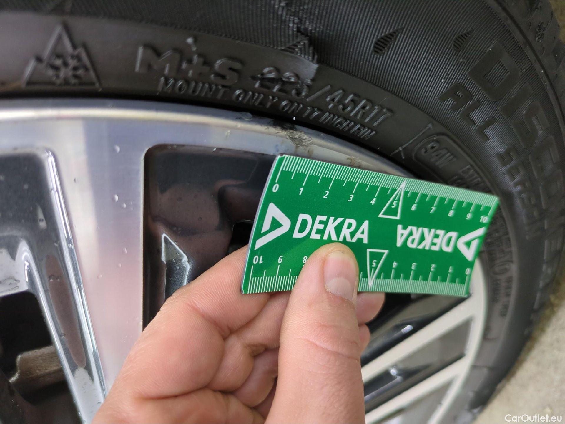  Bmw  Serie 1 1 Berline 116 d Business Design 1.5 115CV BVA7 E6d #6