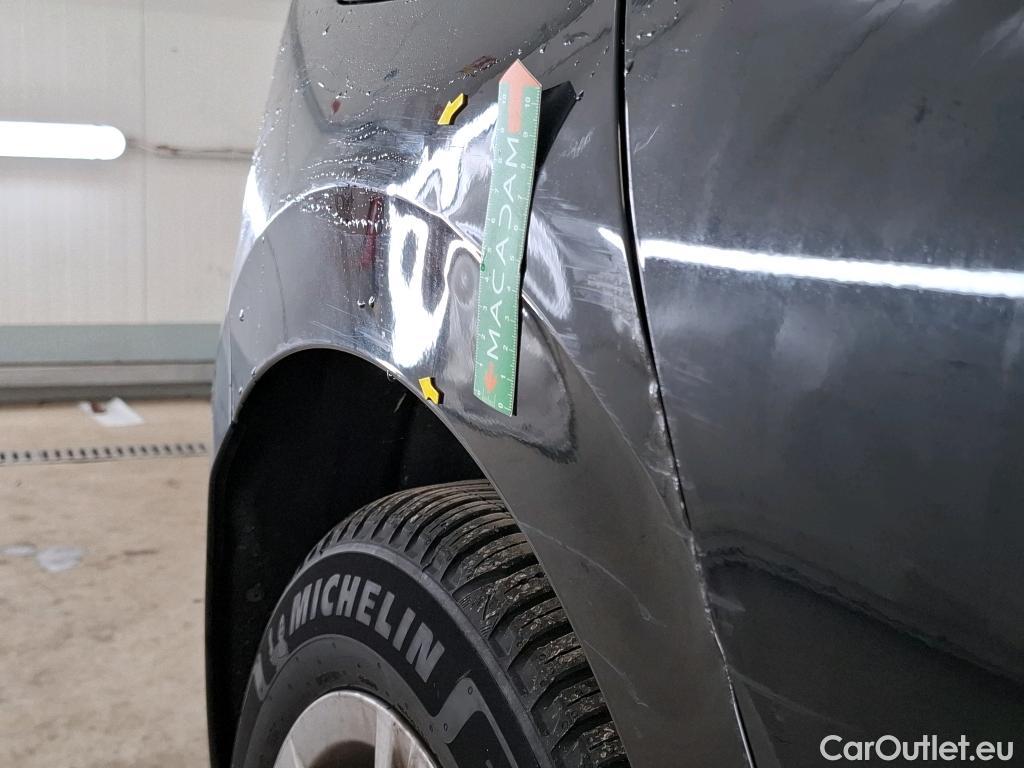  Volkswagen  Golf  VOLKSWAGEN / 2020 / 5P / Berline 2.0 TDI SCR 115 DSG7 Life Busi 1st #2