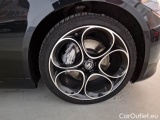  Alfa Romeo  Giulietta ALFA ROMEO GIULIA / 2016 / 4P / BERLINA 2.2 TD 210 CV VELOCE AT8 Q4 #17