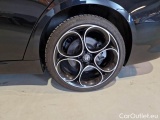  Alfa Romeo  Giulietta ALFA ROMEO GIULIA / 2016 / 4P / BERLINA 2.2 TD 210 CV VELOCE AT8 Q4 #19