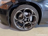  Alfa Romeo  Giulietta ALFA ROMEO GIULIA / 2016 / 4P / BERLINA 2.2 TD 210 CV VELOCE AT8 Q4 #20
