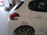  Peugeot  208 PEUGEOT  / 2015 / 5P / BERLINA ACTIVE BLUEHDI 100CV S/S #65