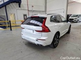  Volvo  XC60 VOLVO  / 2017 / 5P / SUV D4 GEARTR. R-DESIGN #2