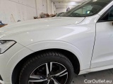  Volvo  XC60 VOLVO  / 2017 / 5P / SUV D4 GEARTR. R-DESIGN #71