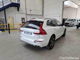  Volvo  XC60 VOLVO  / 2017 / 5P / SUV D4 GEARTR. R-DESIGN #93