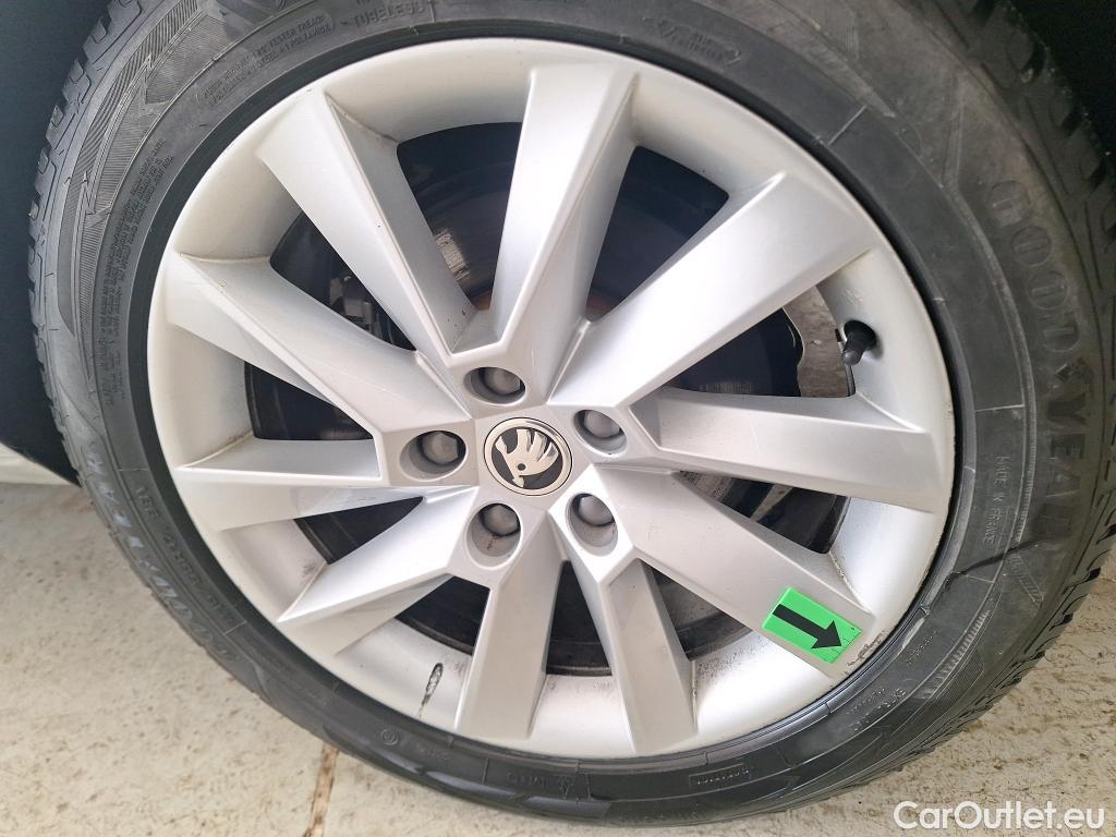  Skoda  Superb 1.5 TSI 150CP Ambition DSG #23