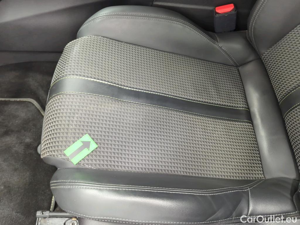  Peugeot  2008 1.2 PureTech 130CP GT STT #18