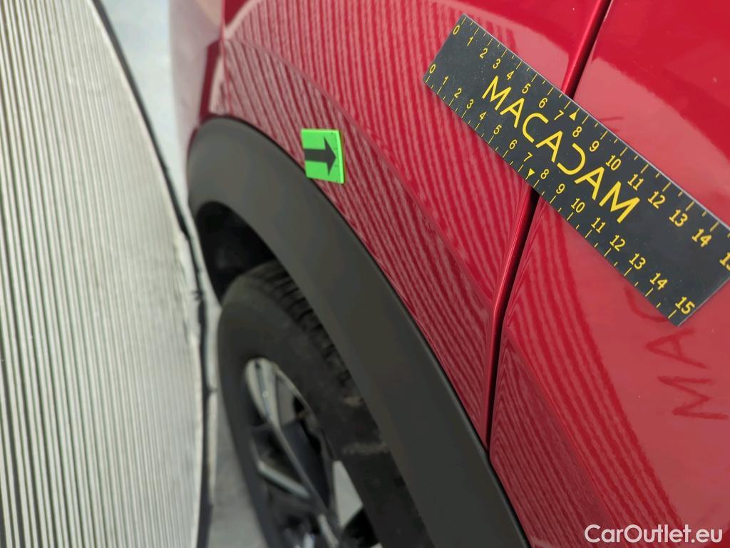  Peugeot  2008 1.2 PureTech 130CP GT STT #34