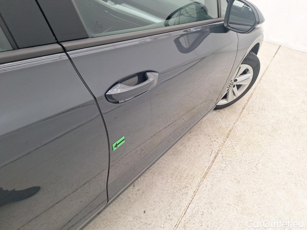  Volkswagen  Golf  1.5 eTSI ACT DSG mild hybrid Life #33