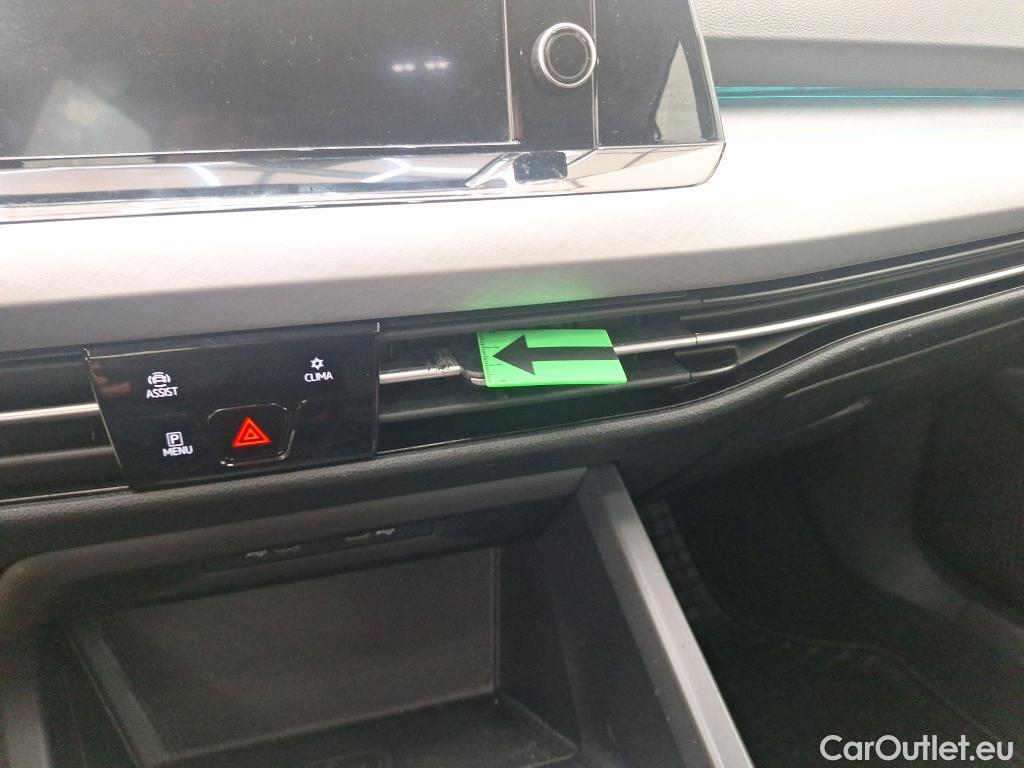  Volkswagen  Golf  1.5 eTSI ACT DSG mild hybrid Life #31