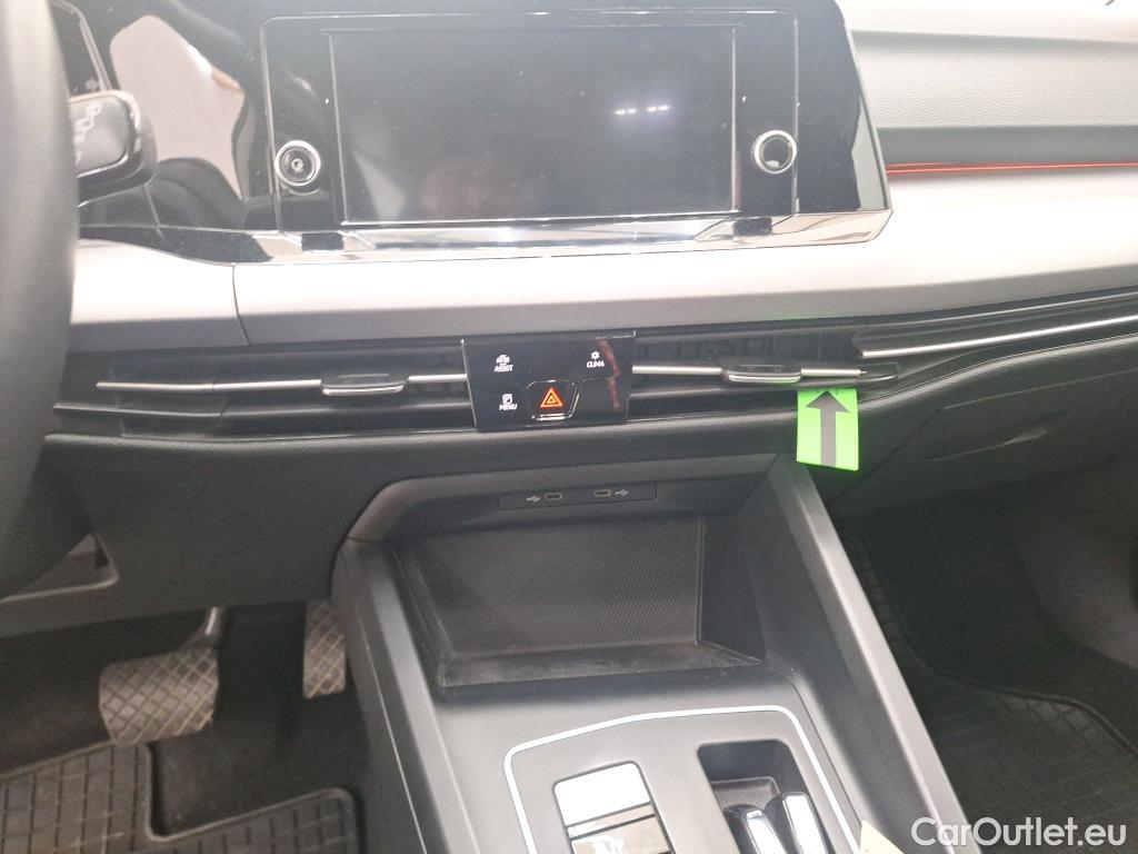  Volkswagen  Golf  1.5 eTSI ACT DSG mild hybrid Life #5