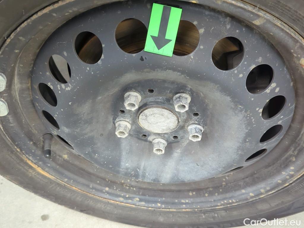  Volkswagen  Caddy Cargo 2.0 TDI 90 kW #16