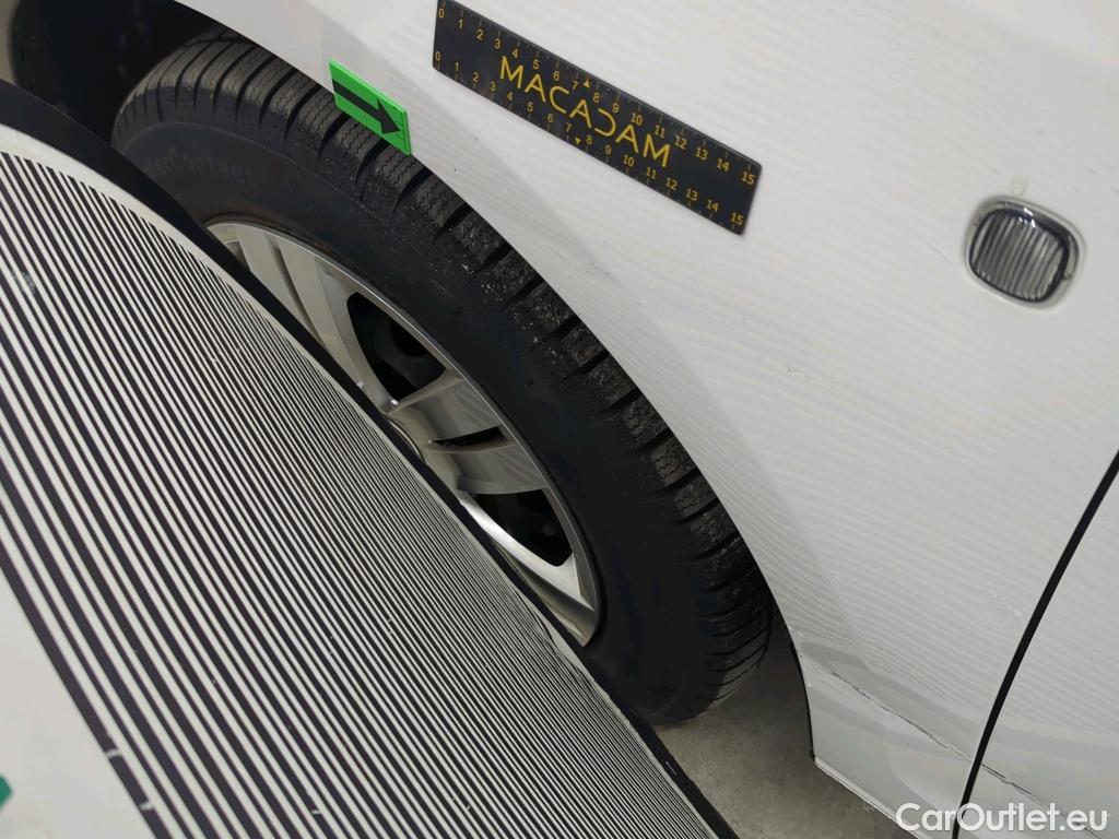  Volkswagen  Caddy Cargo 2.0 TDI 90 kW #12