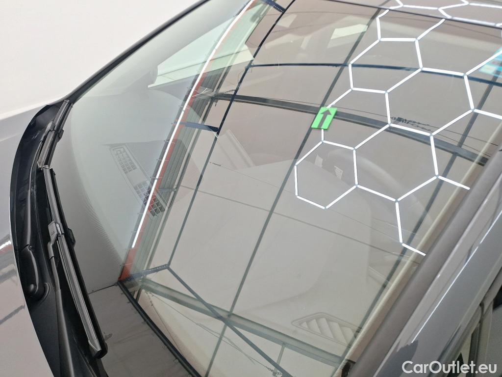  Volkswagen  Golf  1.5 eTSI ACT DSG mild hybrid Life #1