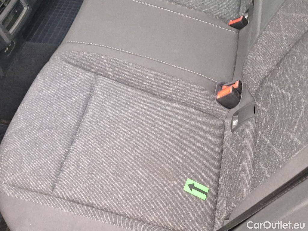  Volkswagen  Golf  1.5 eTSI ACT DSG mild hybrid Life #20