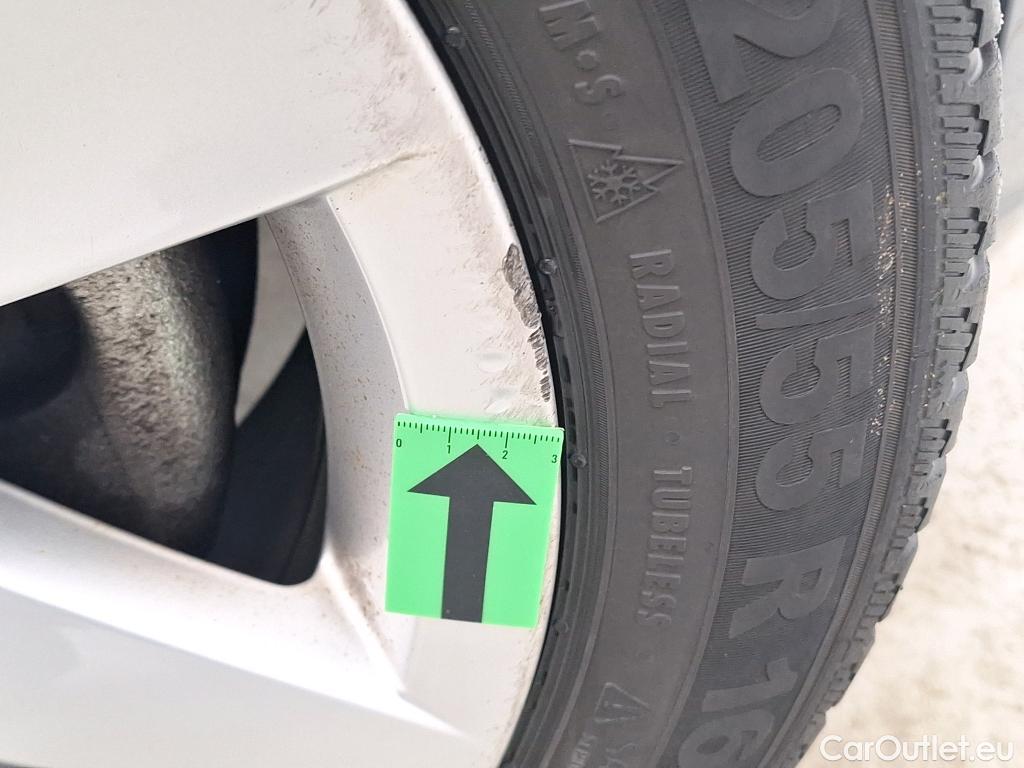  Volkswagen  Golf  1.5 eTSI ACT DSG mild hybrid Life #12