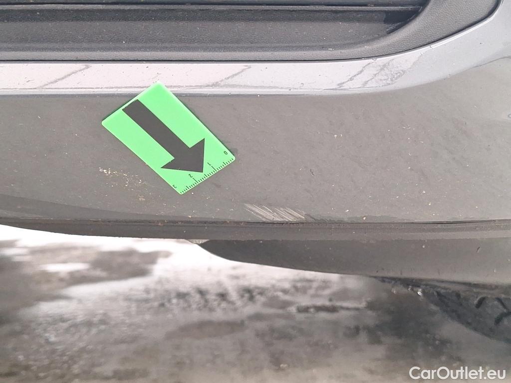  Volkswagen  Golf  1.5 eTSI ACT DSG mild hybrid Life #6