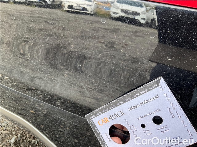  KIA  Niro e- 64,8kWh Style AT 5d #17