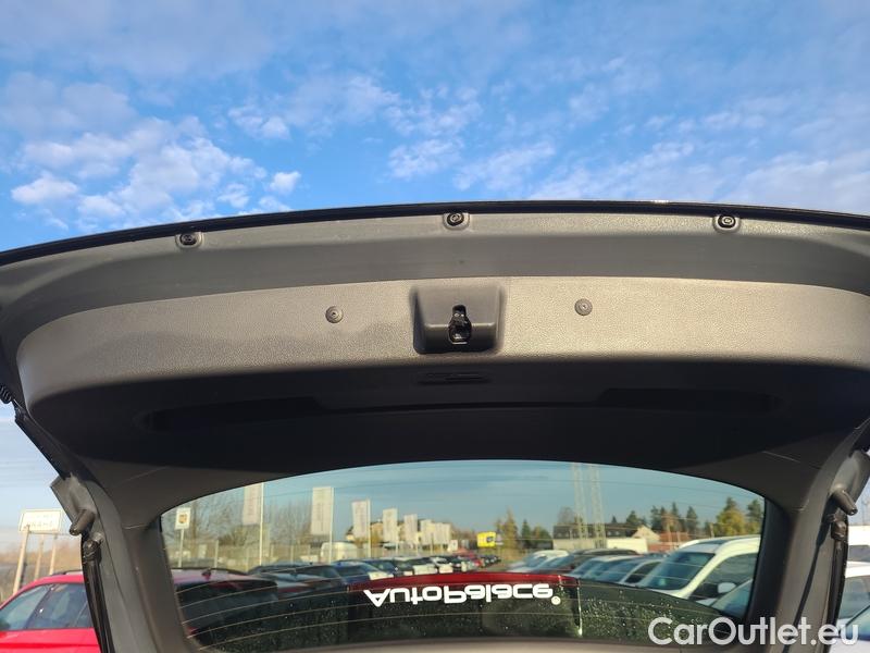  Hyundai  i30   cw (PD)(2017->)  kom.1.0TGDI Family Smart #12