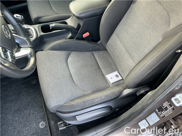  Hyundai  i30  kom.1.0TGDI 120 Smart #7