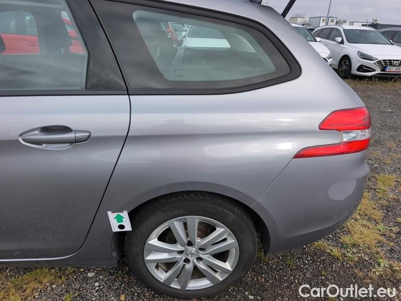  Peugeot  308 -SW  (P5) (2021)  SW 1.5BHDi 130 ACTIVE P 5d #26