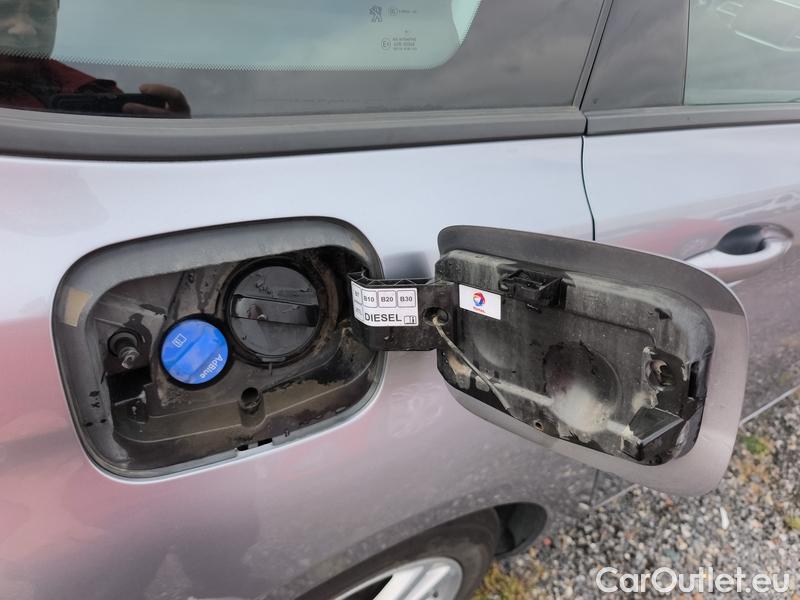  Peugeot  308 -SW  (P5) (2021)  SW 1.5BHDi 130 ACTIVE P 5d #28