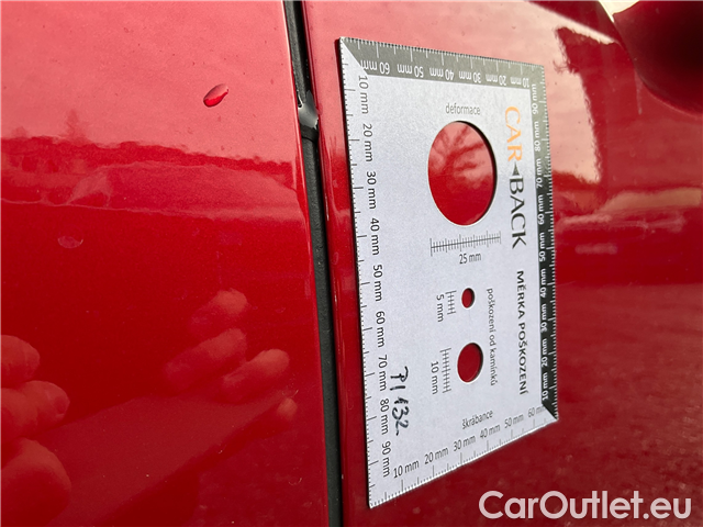  KIA  Niro e- 64,8kWh Style AT 5d #10